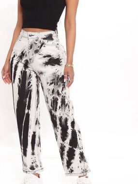 Fashion Nova Black and White Tie-Dye Ankle Jeans